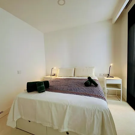 Oceanfront Luxury By Wave *